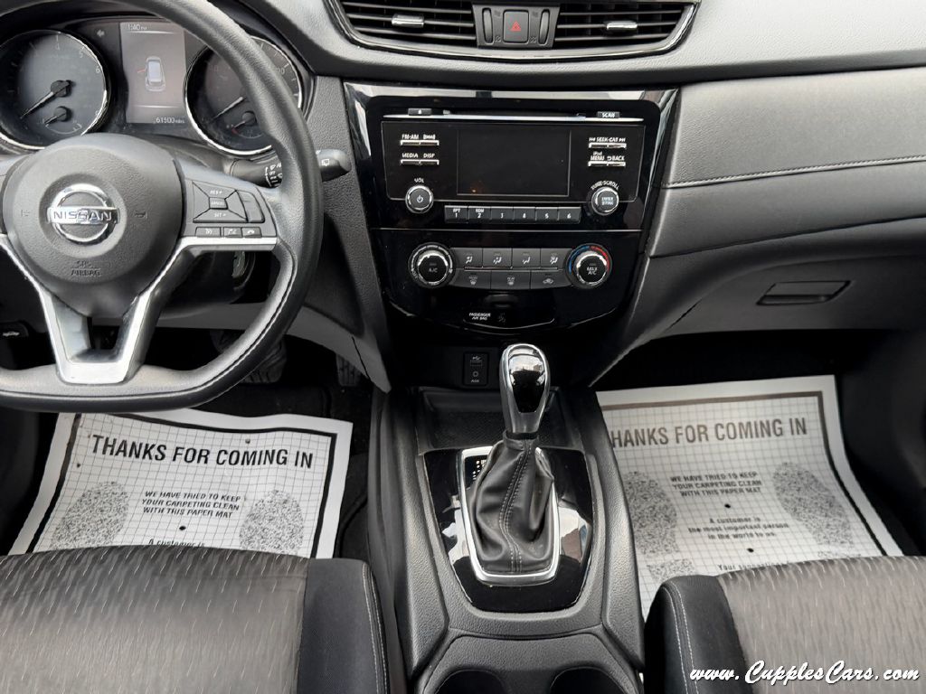 Photo 18 of this NISSAN ROGUE