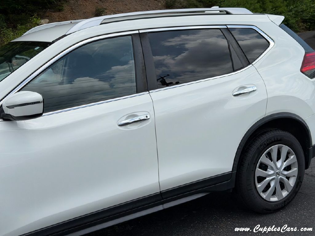 Photo 27 of this NISSAN ROGUE