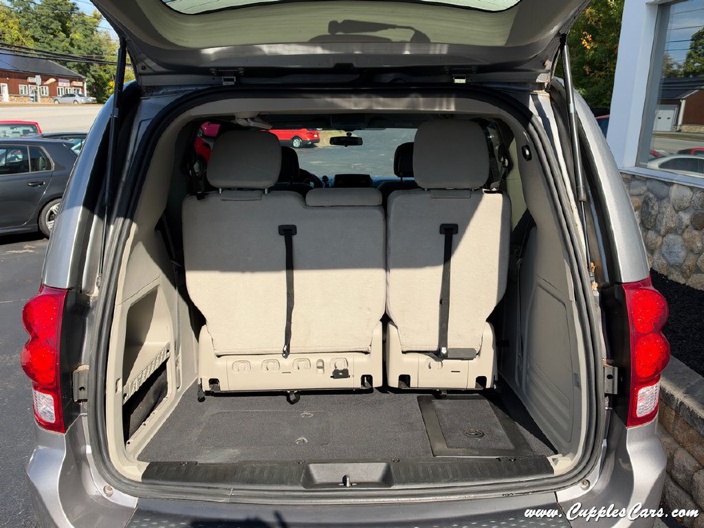 Photo 9 of this DODGE GRAND CARAVAN