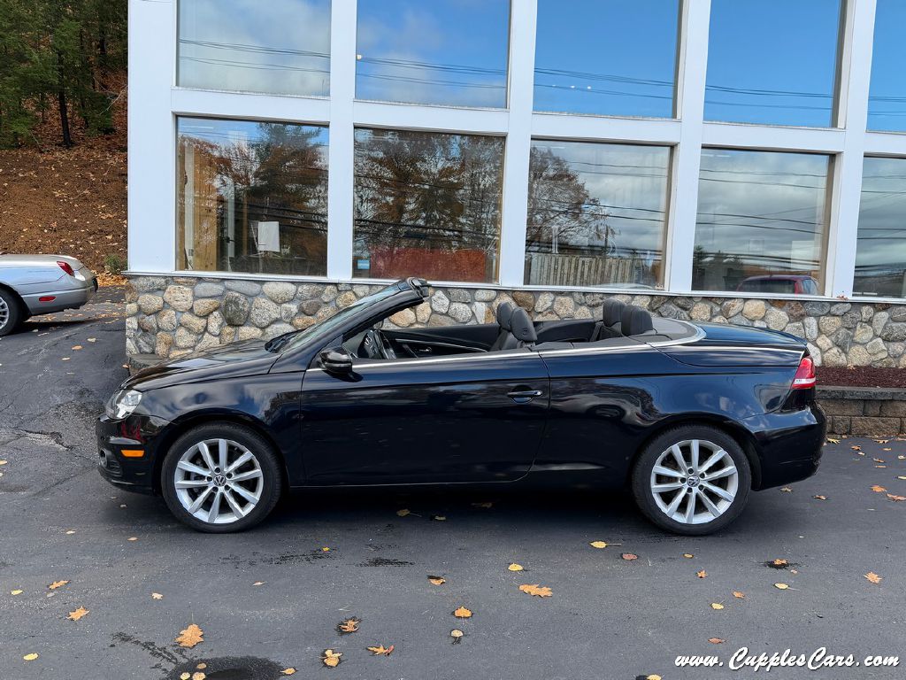 Photo 11 of this VOLKSWAGEN EOS