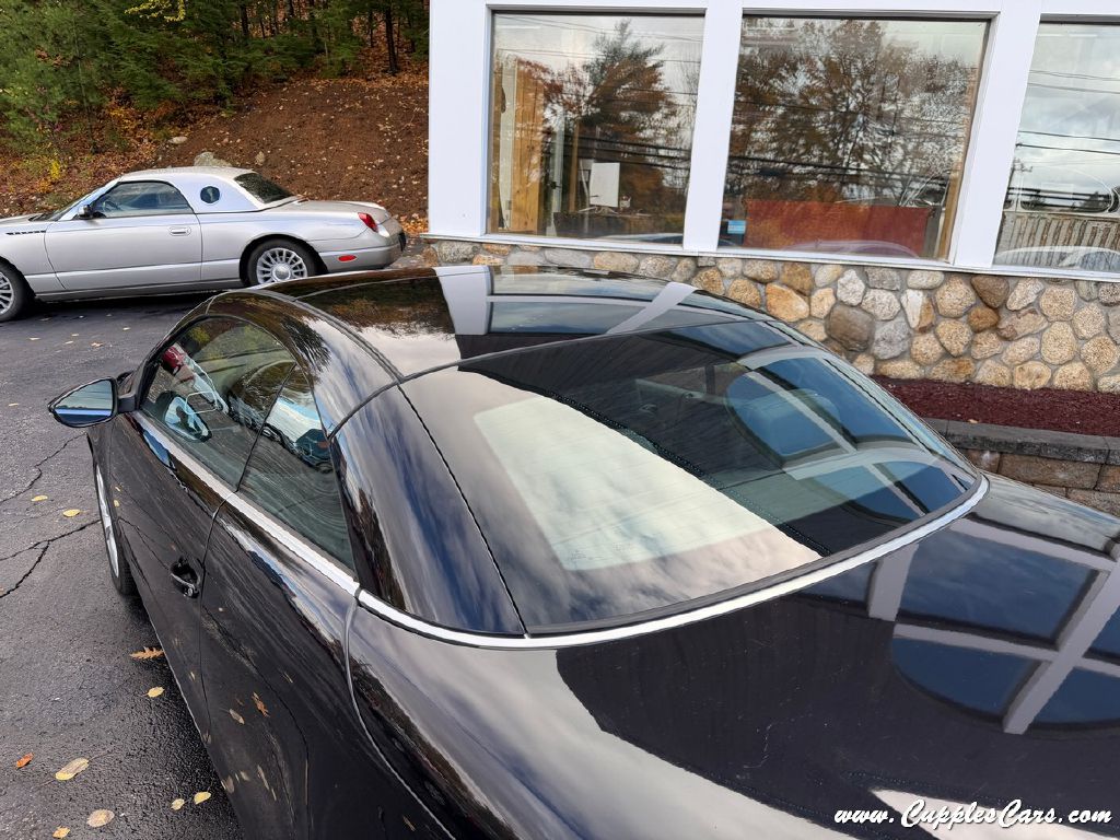 Photo 40 of this VOLKSWAGEN EOS