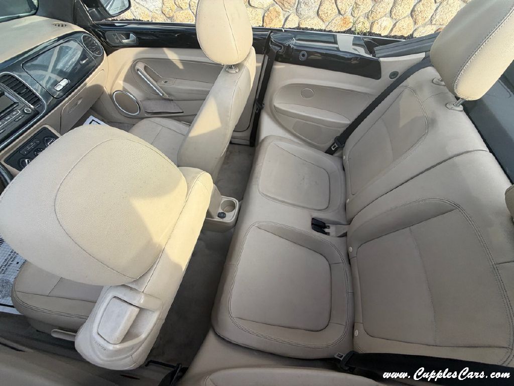 Photo 20 of this VOLKSWAGEN BEETLE