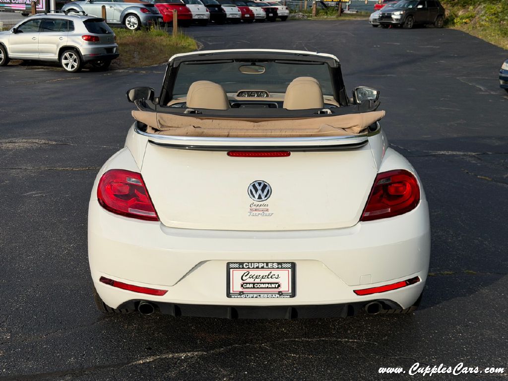 Photo 32 of this VOLKSWAGEN BEETLE
