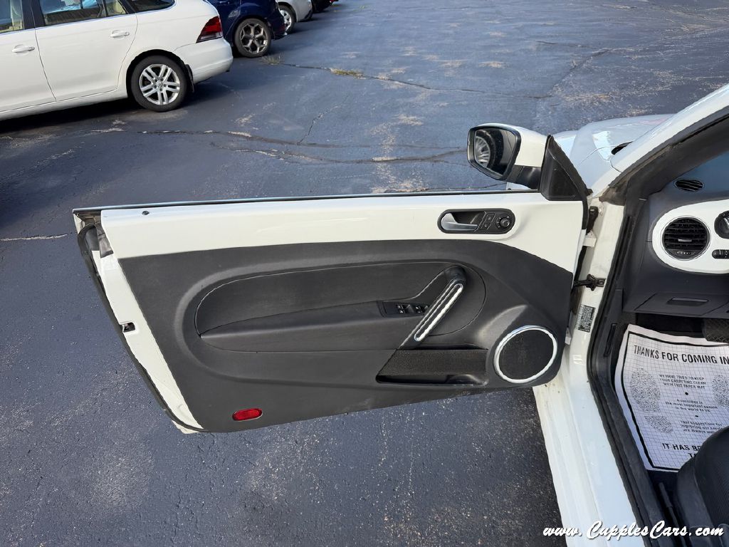 Photo 5 of this VOLKSWAGEN BEETLE