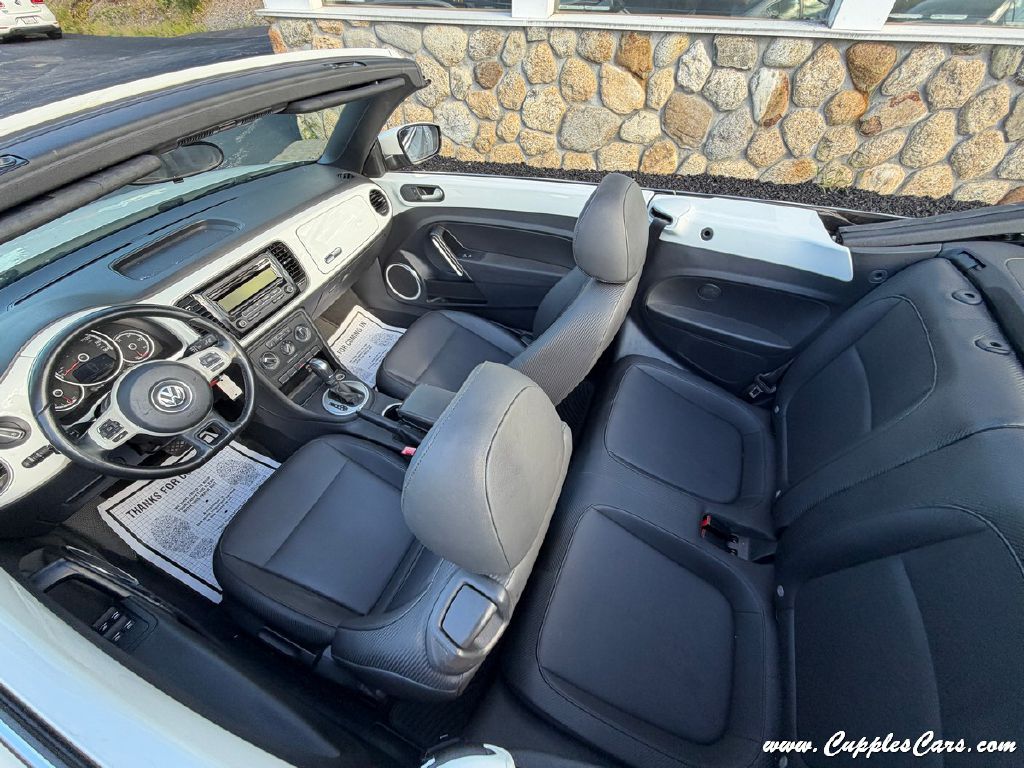 Photo 19 of this VOLKSWAGEN BEETLE