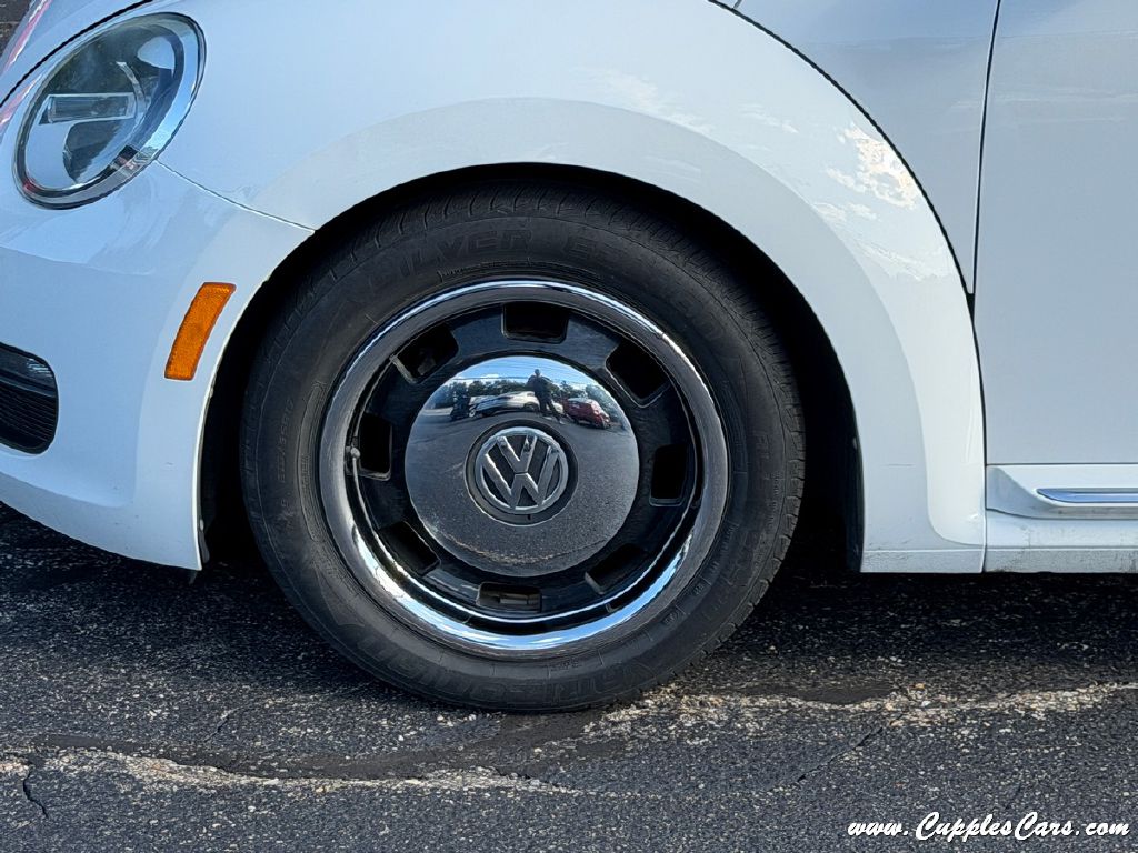 Photo 32 of this VOLKSWAGEN BEETLE