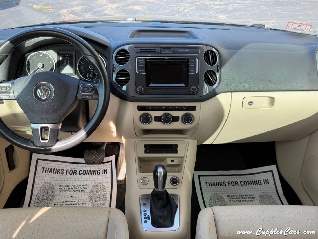 Photo 18 of this VOLKSWAGEN TIGUAN