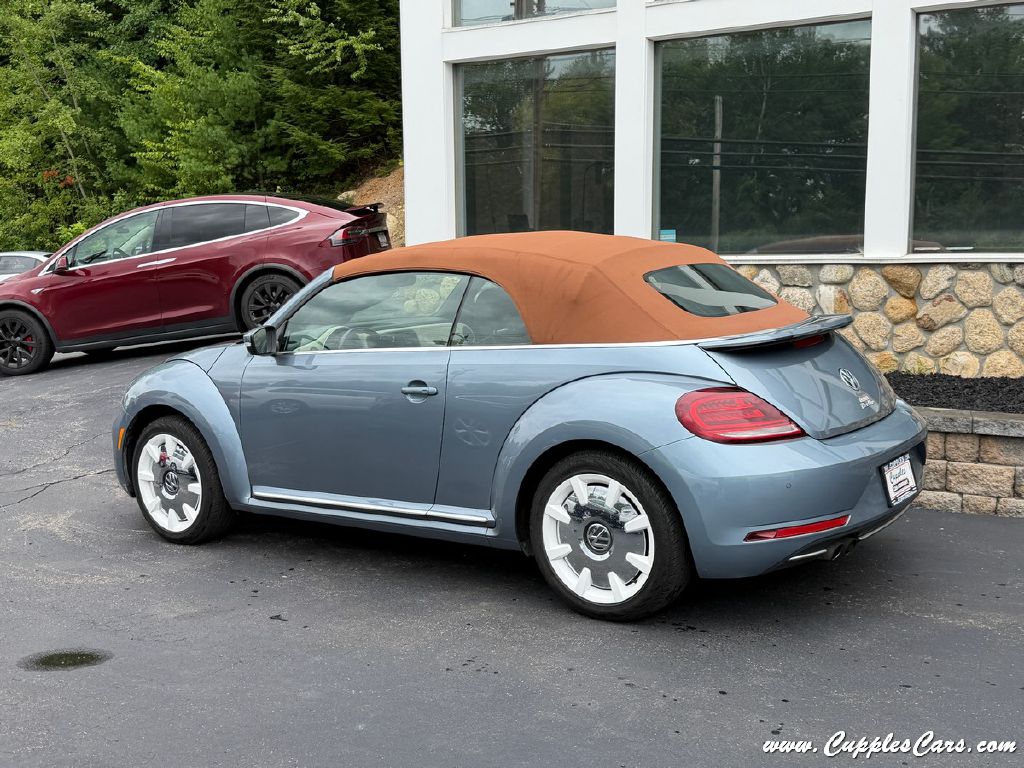 Photo 12 of this VOLKSWAGEN BEETLE