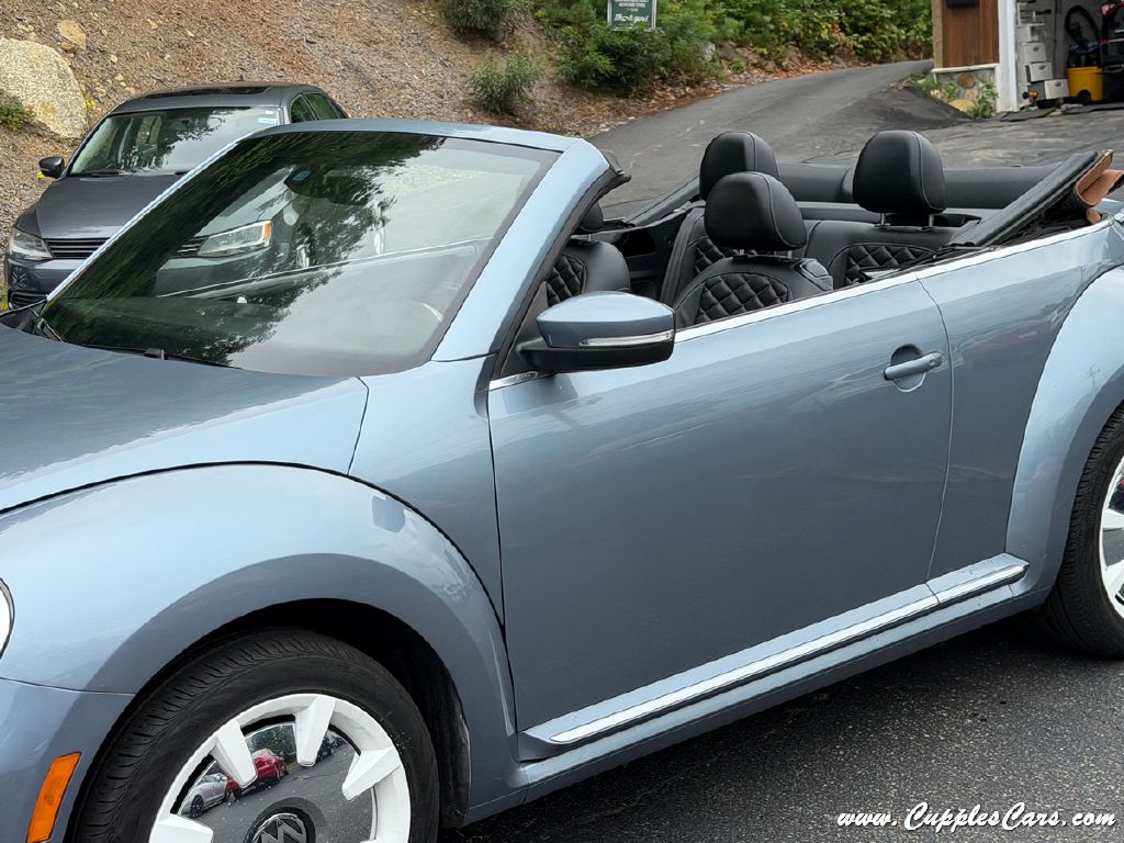 Photo 35 of this VOLKSWAGEN BEETLE