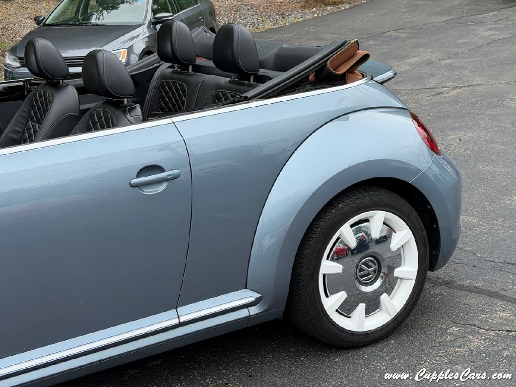 Photo 36 of this VOLKSWAGEN BEETLE