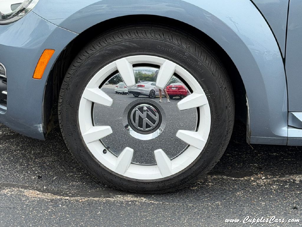 Photo 44 of this VOLKSWAGEN BEETLE