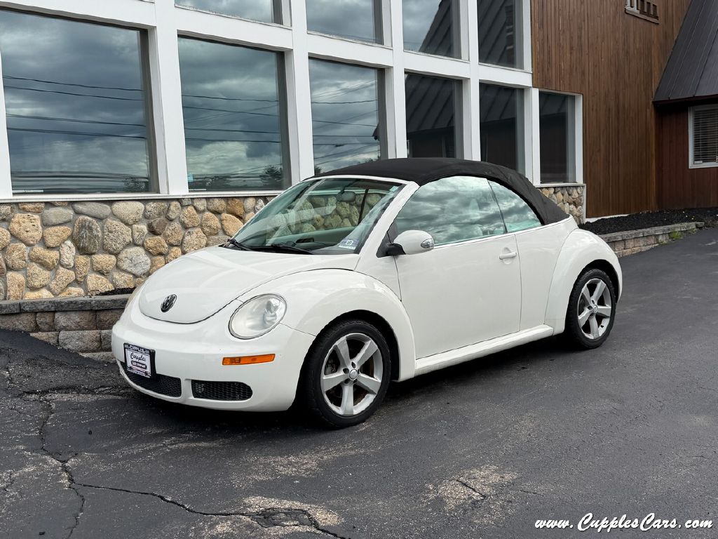 Photo 23 of this VOLKSWAGEN NEW BEETLE