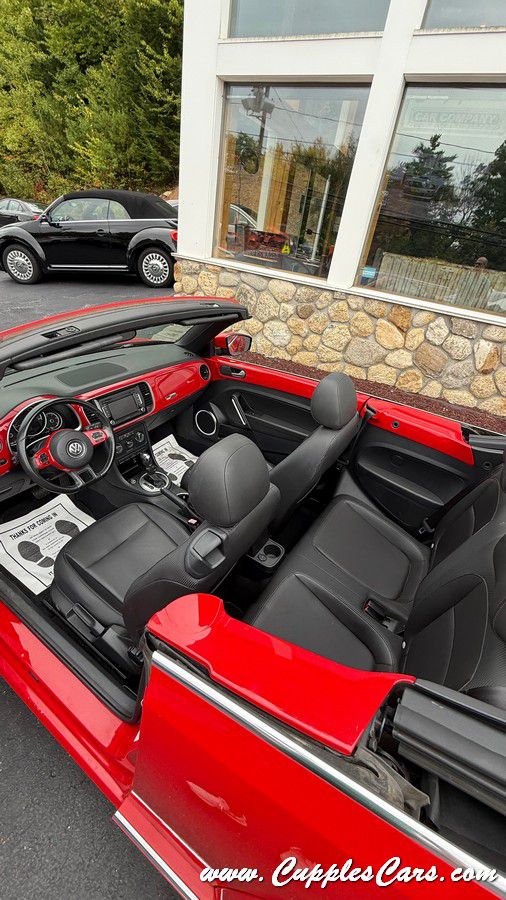 Photo 35 of this VOLKSWAGEN BEETLE