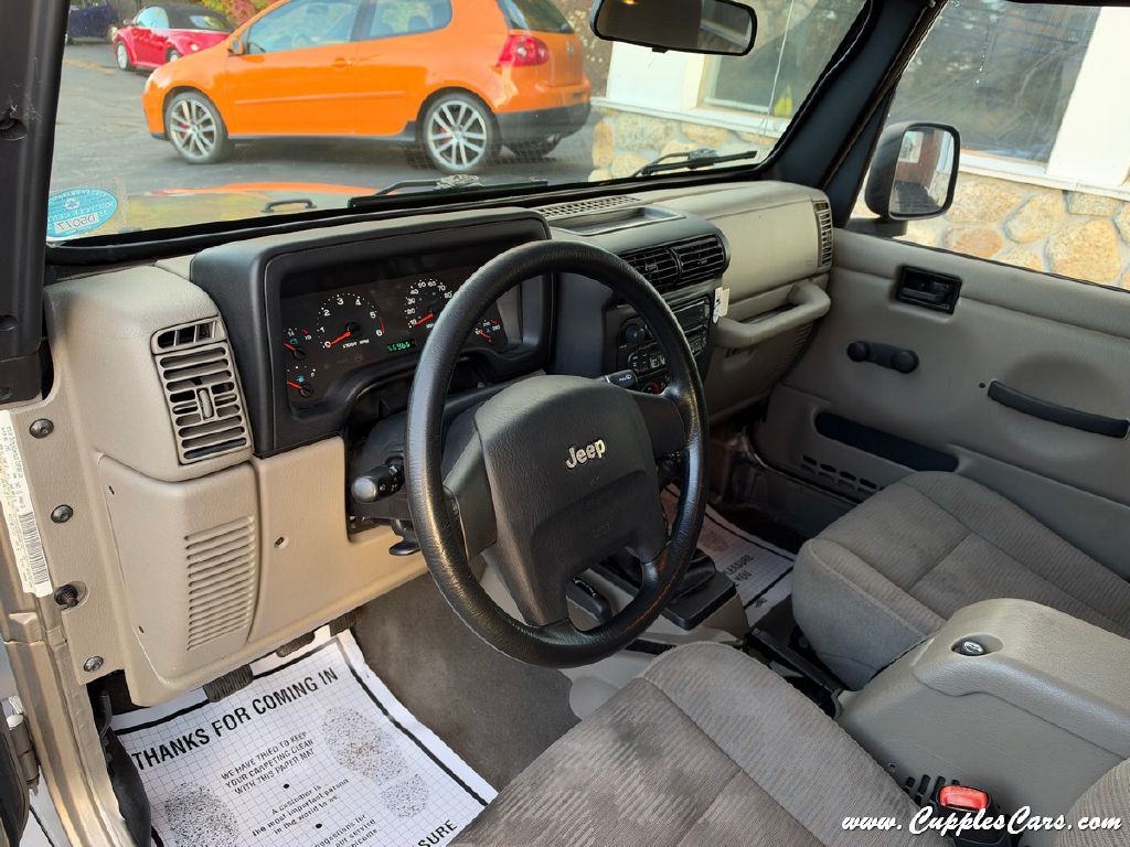 Photo 4 of this JEEP WRANGLER / TJ
