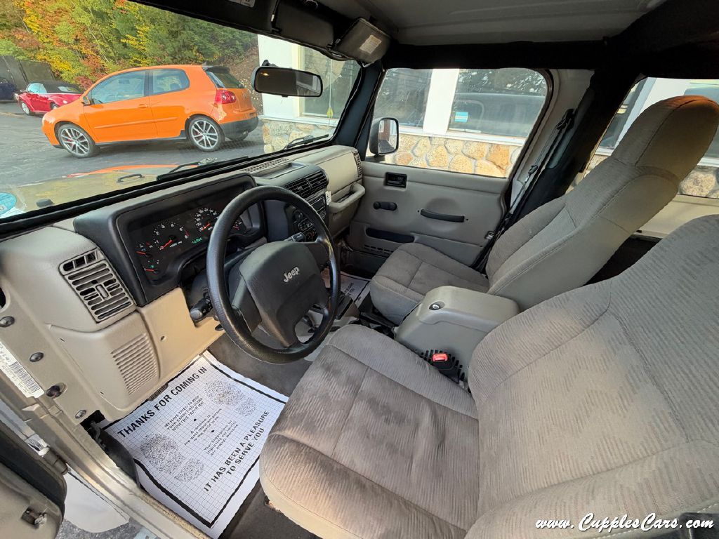 Photo 8 of this JEEP WRANGLER / TJ