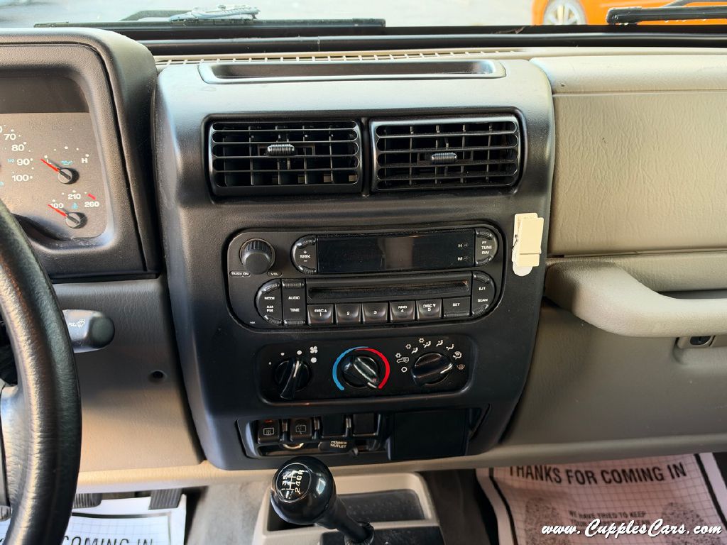 Photo 19 of this JEEP WRANGLER / TJ