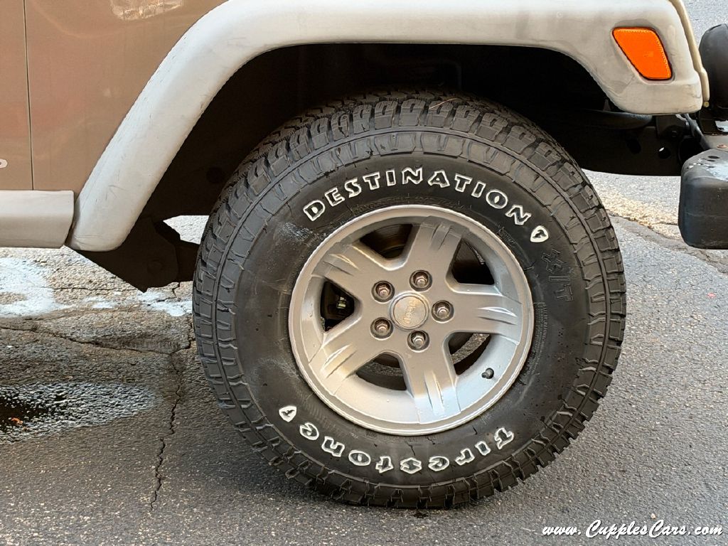 Photo 29 of this JEEP WRANGLER / TJ