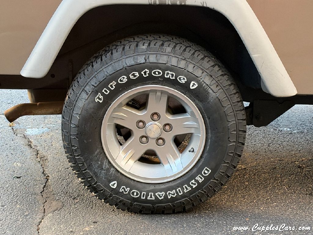 Photo 30 of this JEEP WRANGLER / TJ