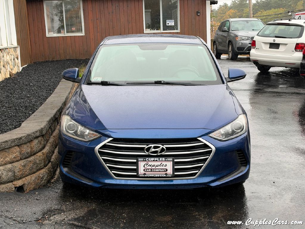 Photo 9 of this HYUNDAI ELANTRA