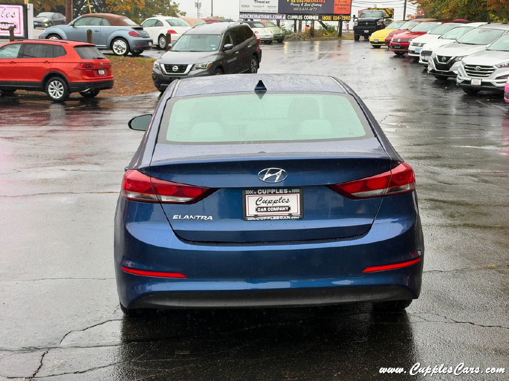 Photo 27 of this HYUNDAI ELANTRA