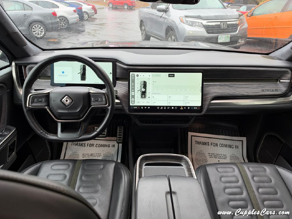 Photo 16 of this RIVIAN R1T