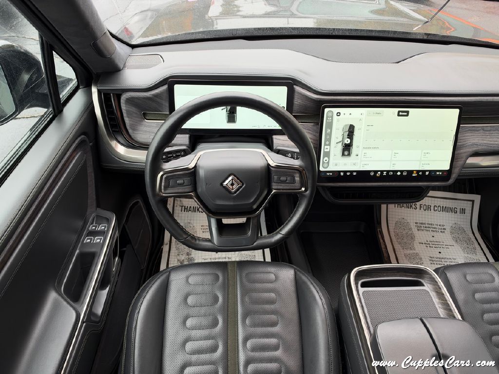 Photo 17 of this RIVIAN R1T