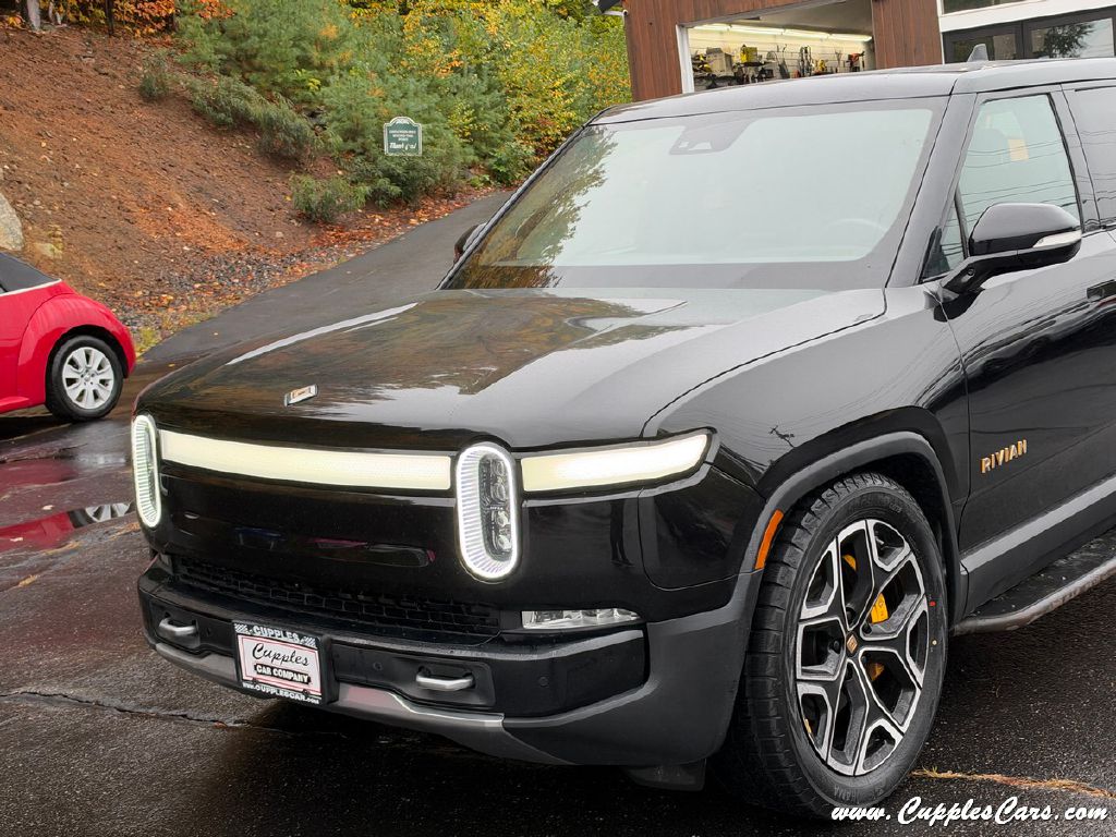 Photo 25 of this RIVIAN R1T