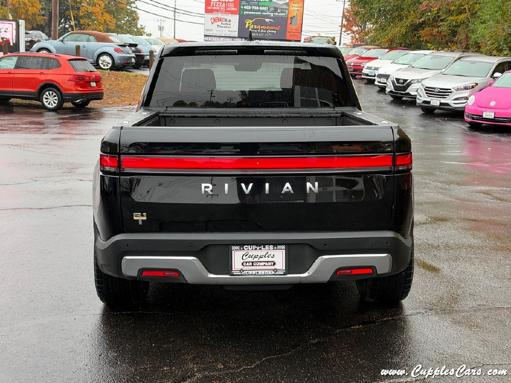 Photo 29 of this RIVIAN R1T