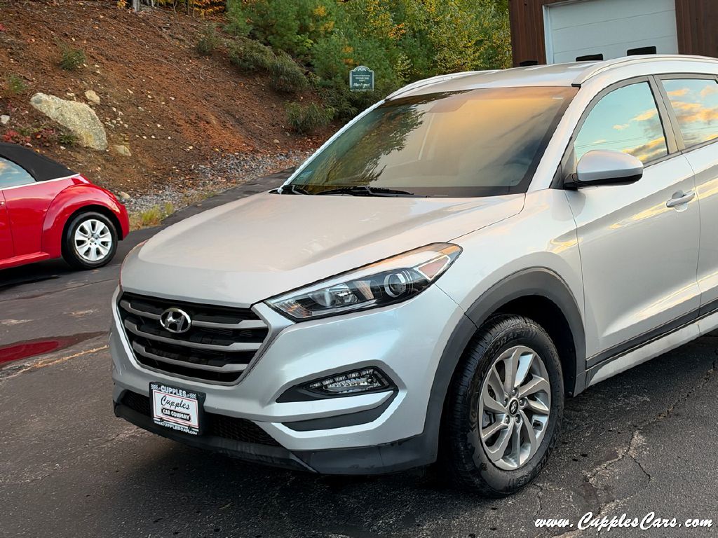 Photo 26 of this HYUNDAI TUCSON