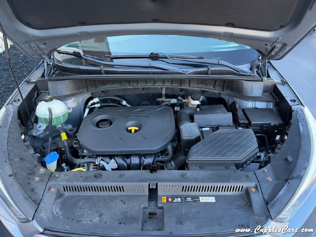 Photo 11 of this HYUNDAI TUCSON
