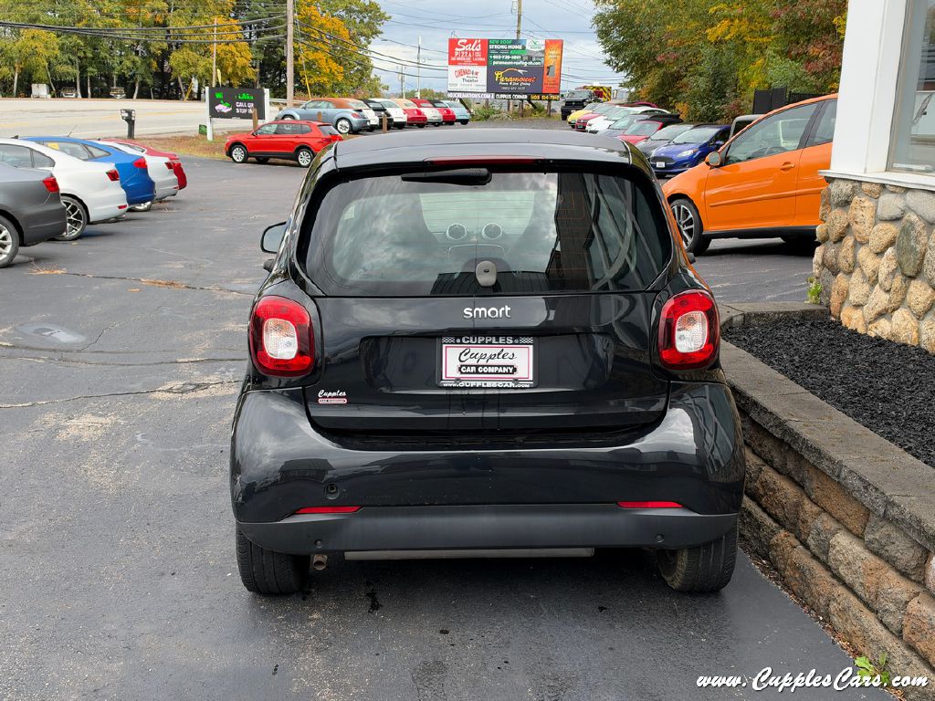 Photo 13 of this SMART FORTWO