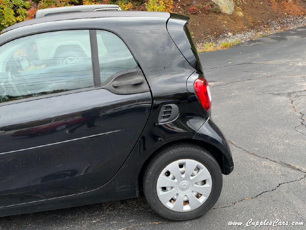 Photo 19 of this SMART FORTWO