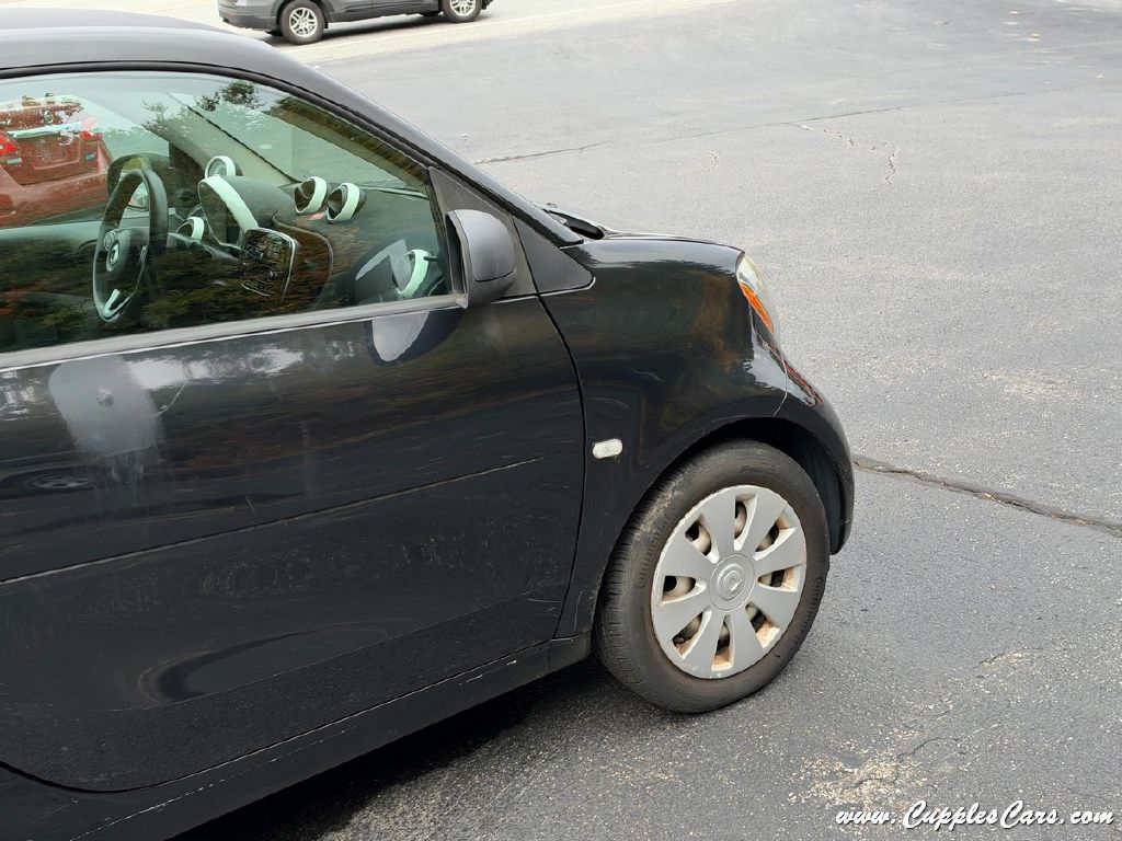 Photo 23 of this SMART FORTWO