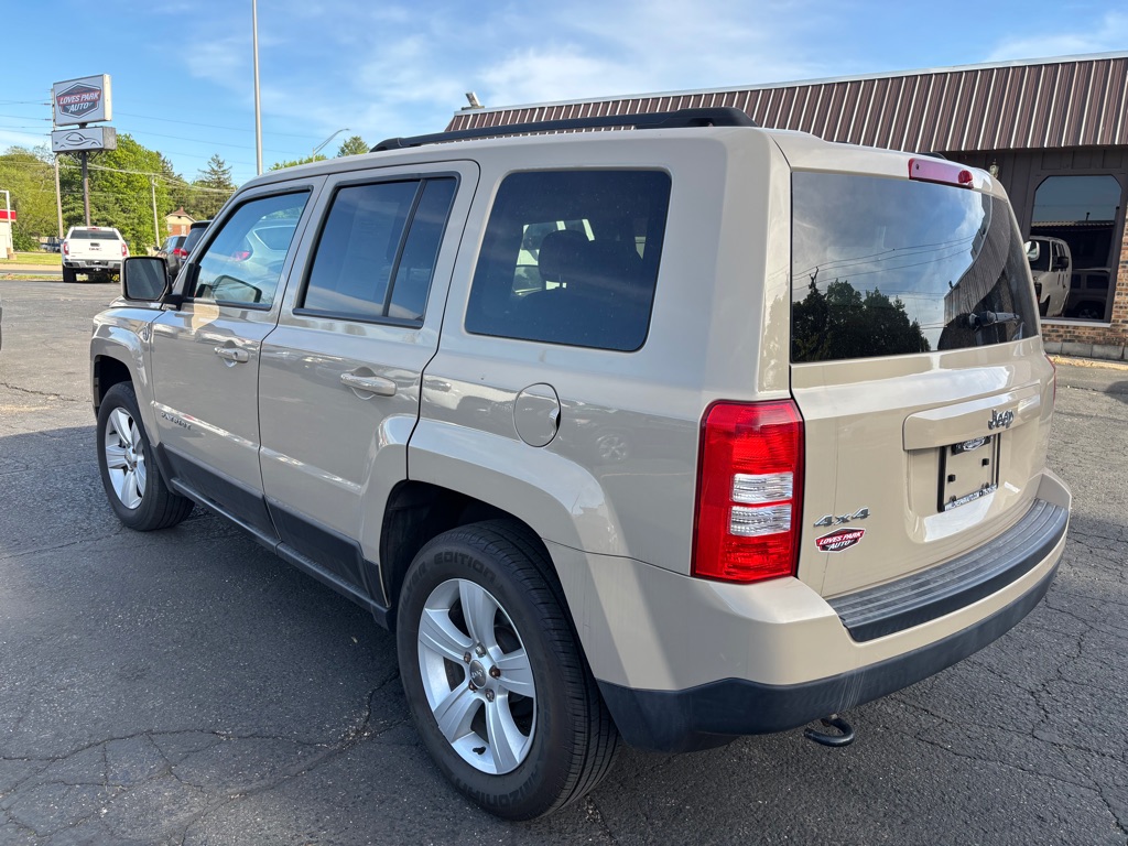 Photo 4 of this JEEP PATRIOT