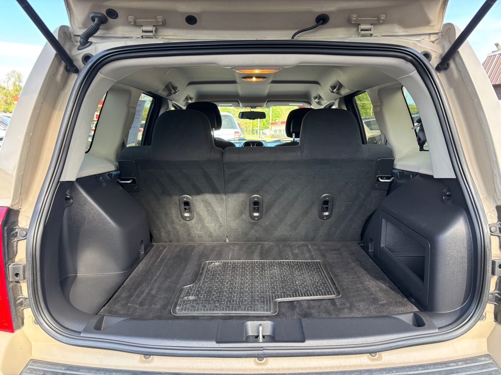 Photo 11 of this JEEP PATRIOT