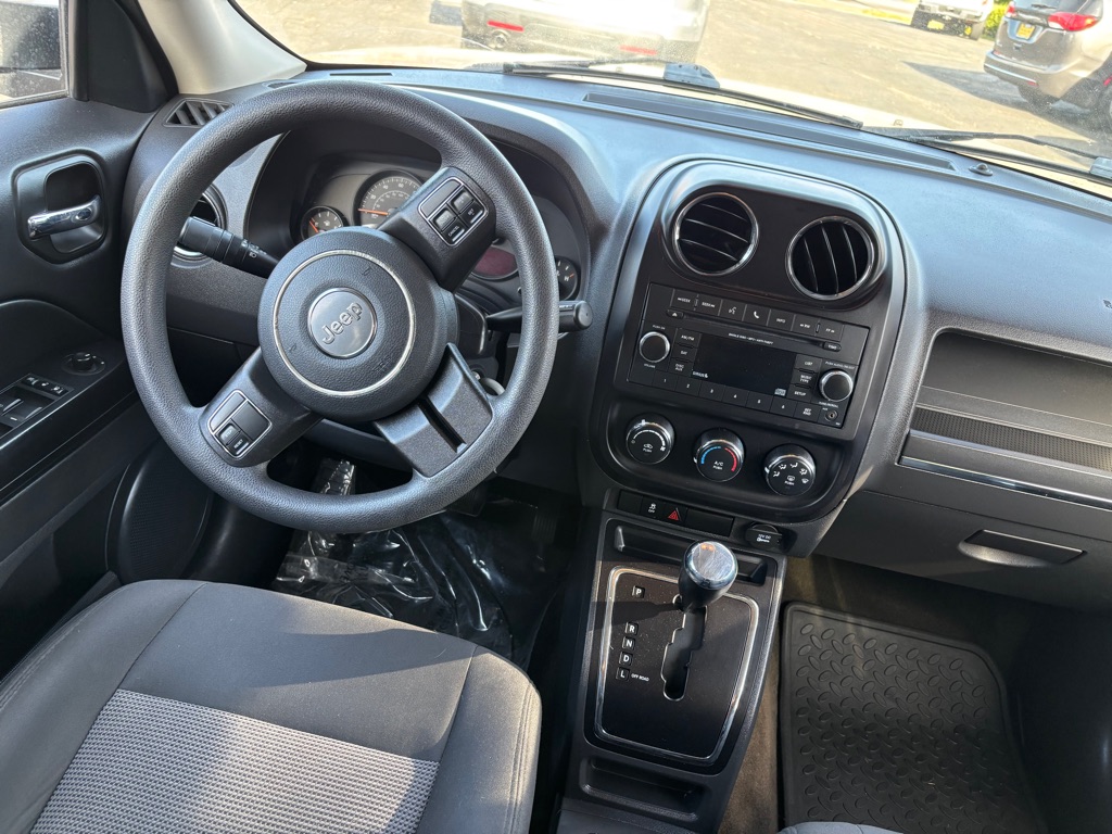 Photo 5 of this JEEP PATRIOT