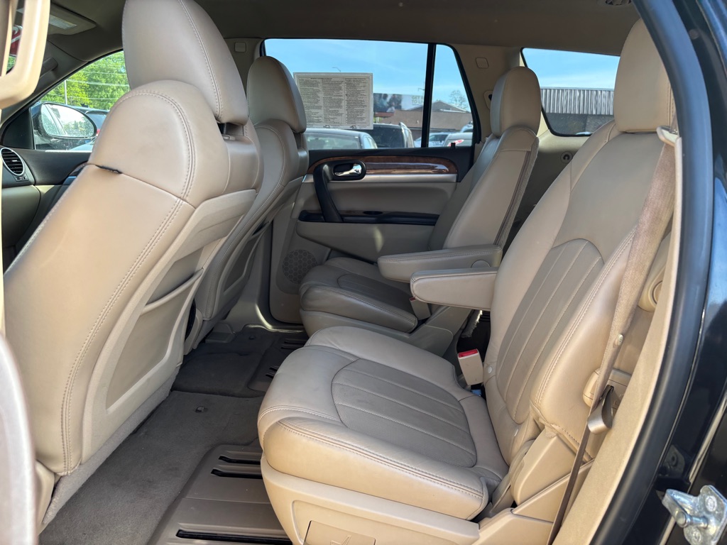 Photo 8 of this BUICK ENCLAVE