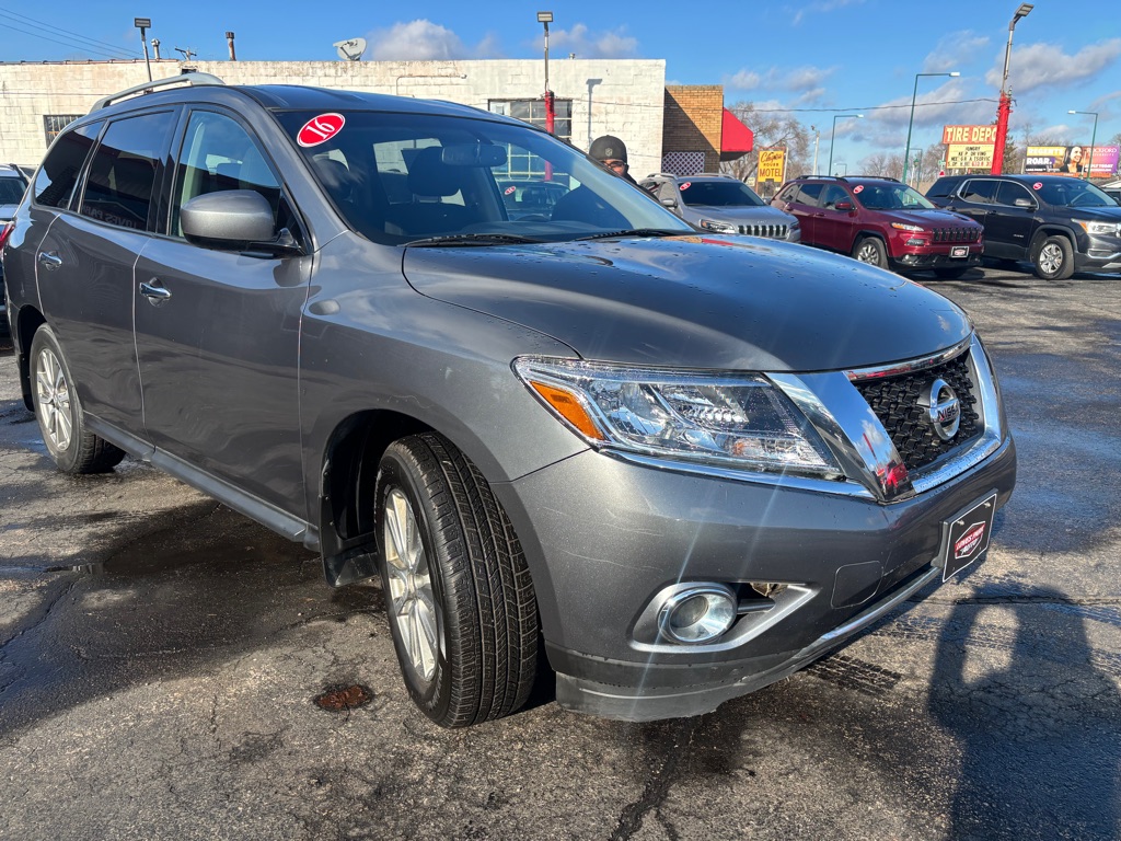 2016 NISSAN PATHFINDER S's photo