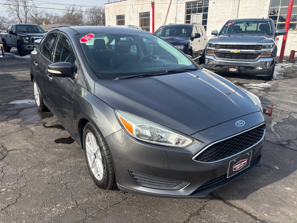 2016 FORD FOCUS SE's photo