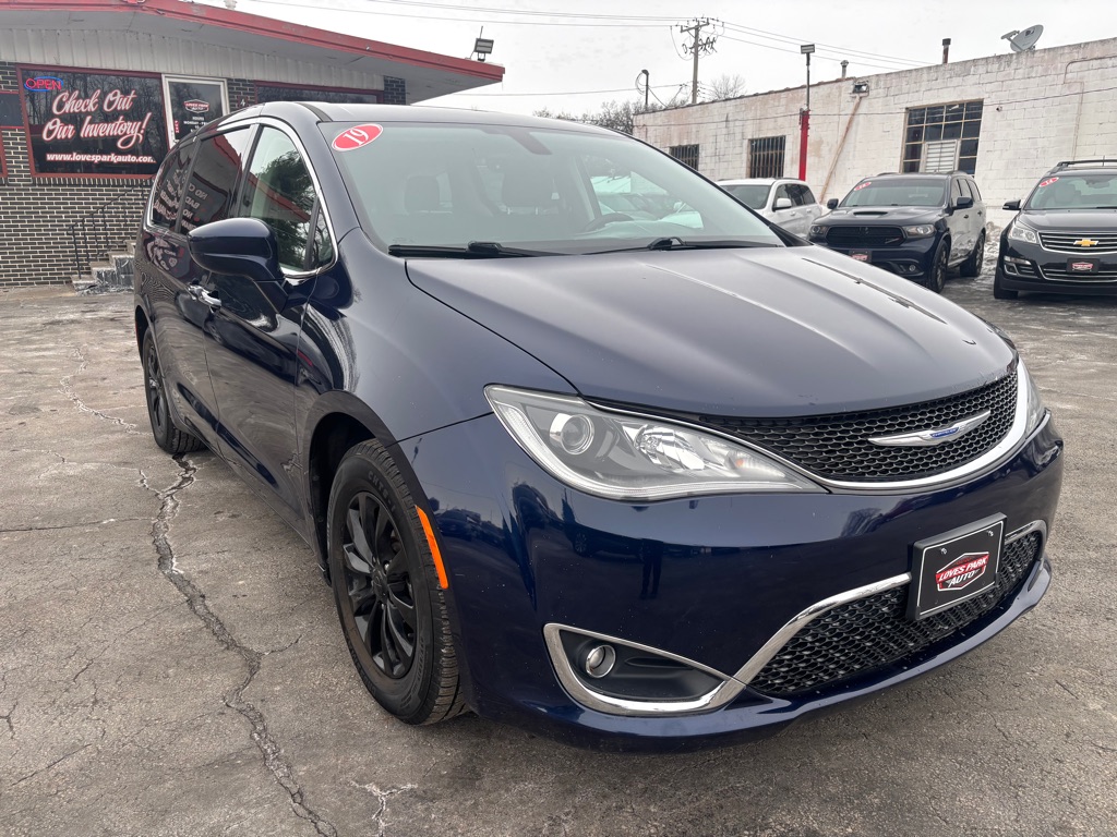2019 CHRYSLER PACIFICA TOURING PLUS's photo