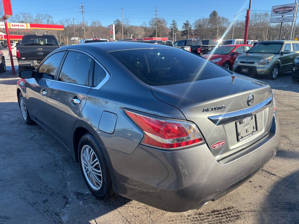 Photo 4 of this NISSAN ALTIMA