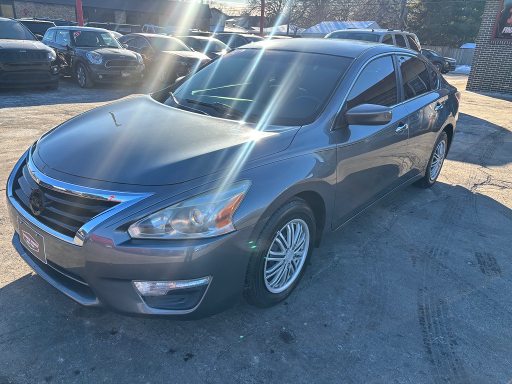 Photo 6 of this NISSAN ALTIMA