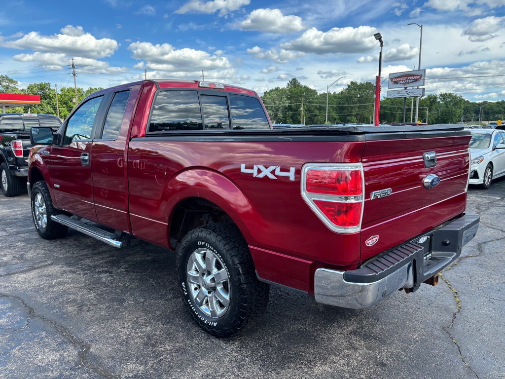 Photo 3 of this FORD F150