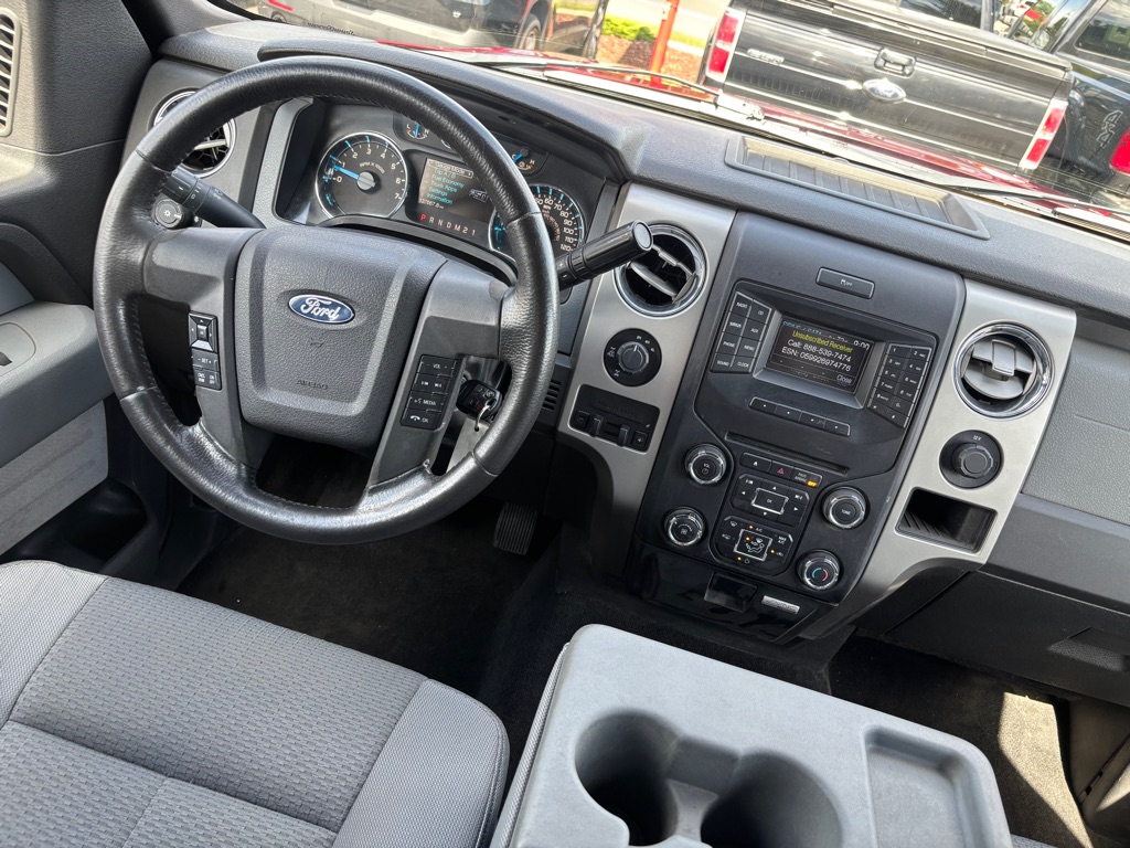 Photo 10 of this FORD F150