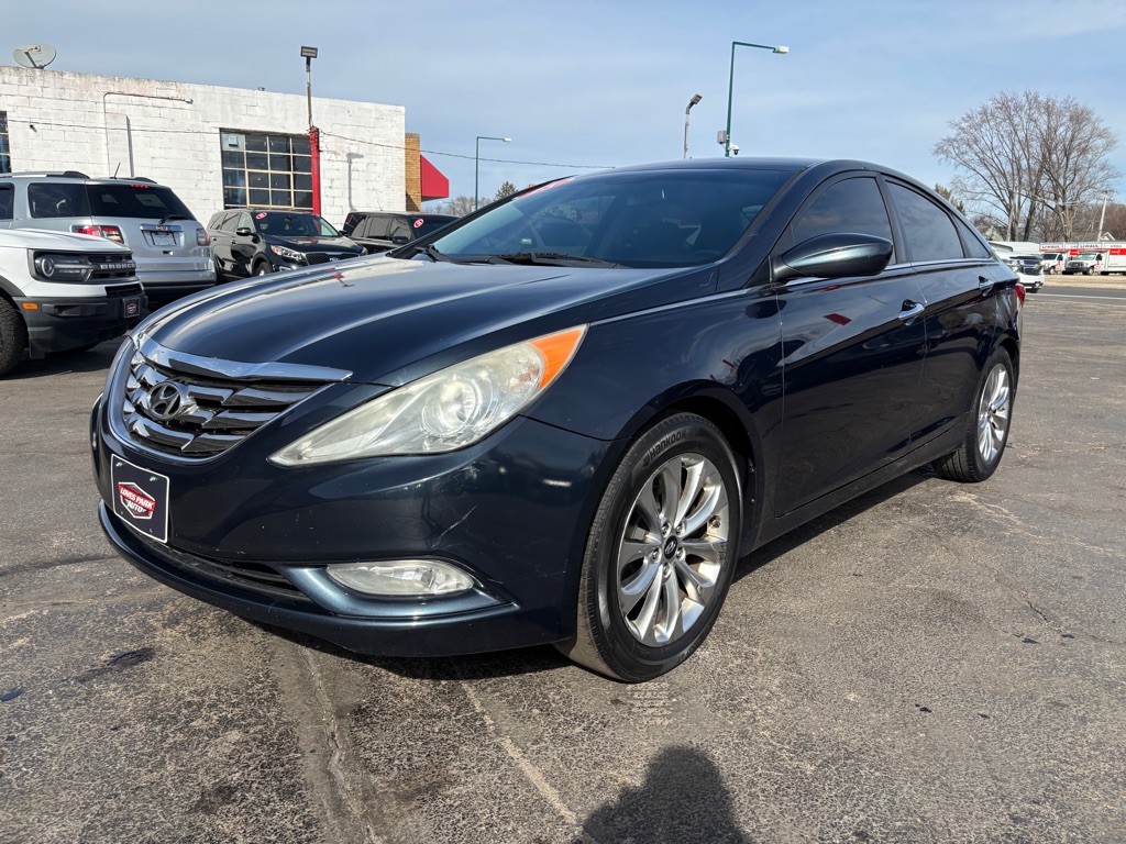 Photo 6 of this HYUNDAI SONATA