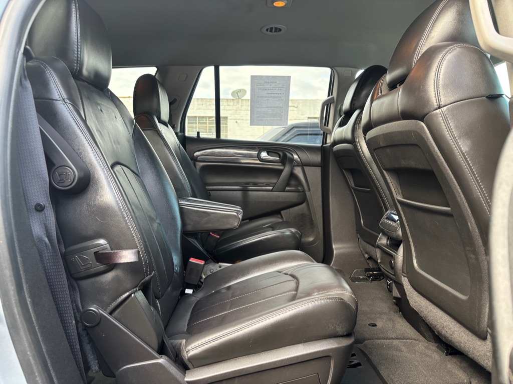 Photo 12 of this BUICK ENCLAVE