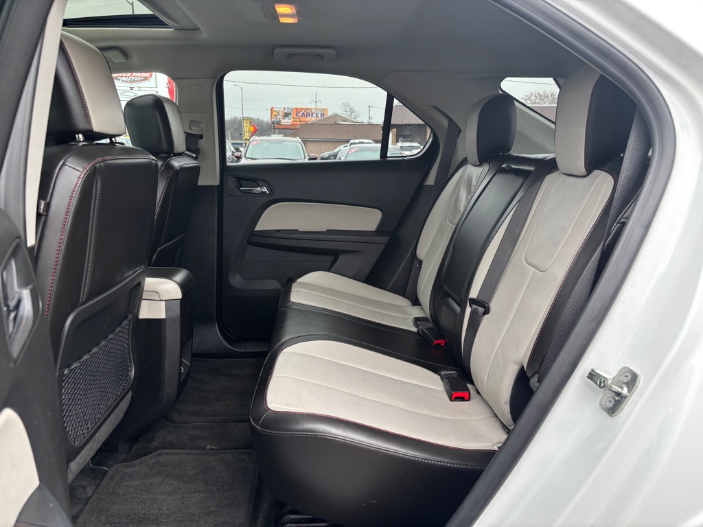 Photo 9 of this CHEVROLET EQUINOX