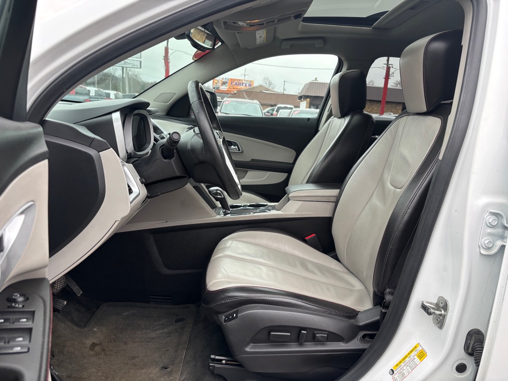 Photo 7 of this CHEVROLET EQUINOX