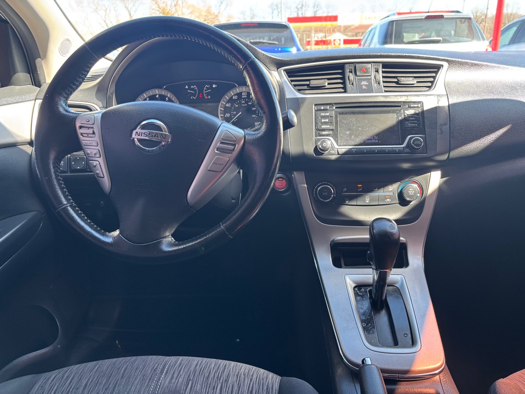Photo 2 of this NISSAN SENTRA