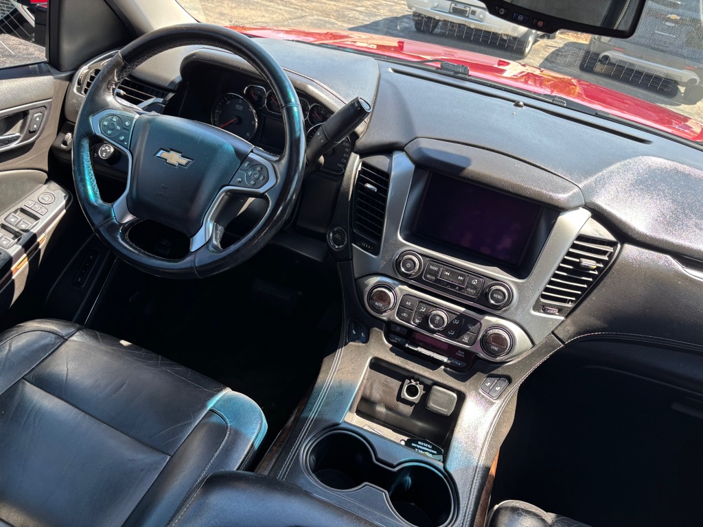 Photo 5 of this CHEVROLET SUBURBAN